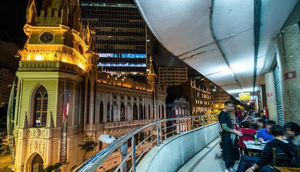 Comodidade E Seguranca No Centro Белу-Оризонти Экстерьер фото